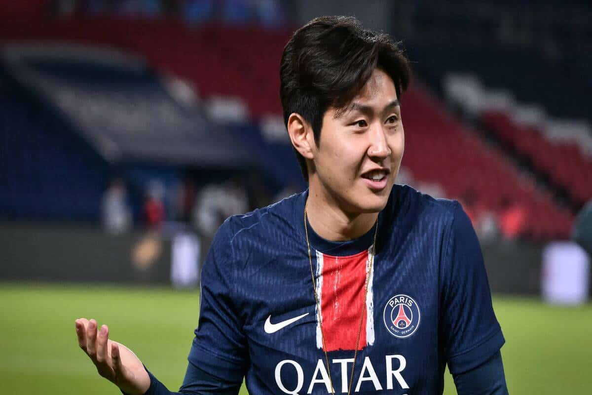 Il Napoli torna alla carica per Lee Kang-in del PSG