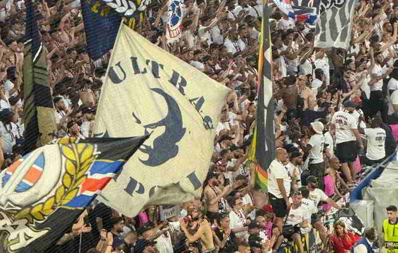 PSG umilia Inter 5-0: a Napoli è festa grande, si gongola! PSG umilia Inter 5-0: a Napoli è festa grande, si gongola!