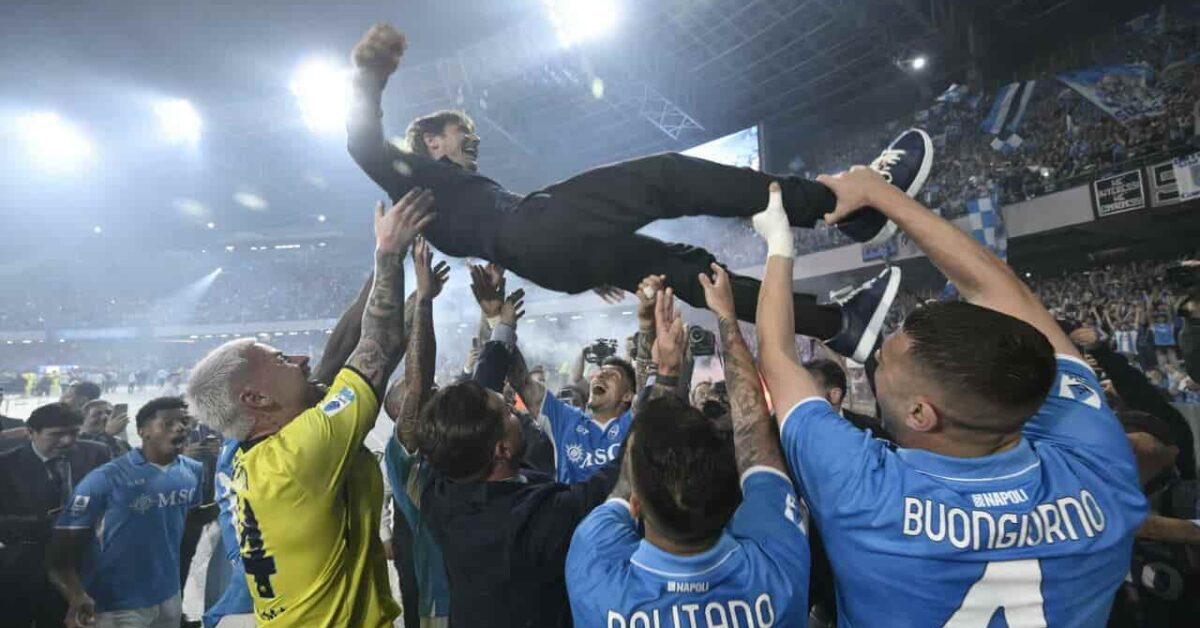 Conte-Napoli: l'indizio social del club che fa sognare i tifosi