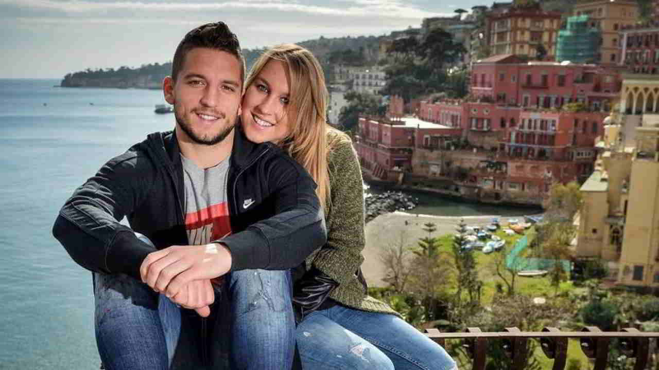 Mertens: "Torno a Napoli". Lukaku e il sorriso su De Bruyne
