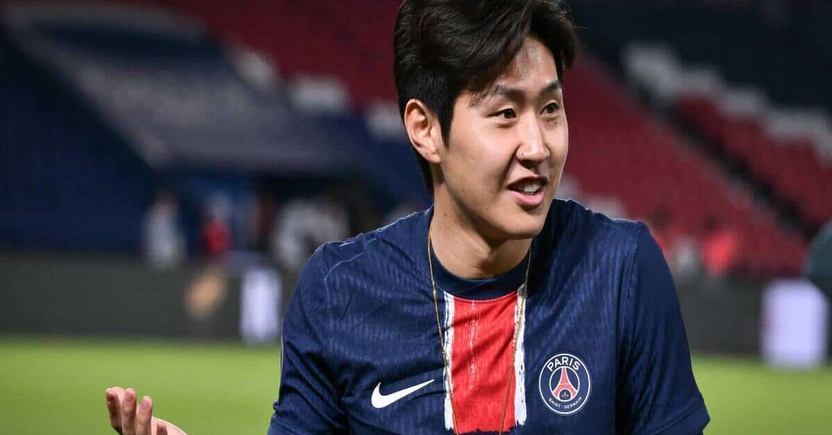 Il Napoli torna alla carica per Lee Kang-in del PSG