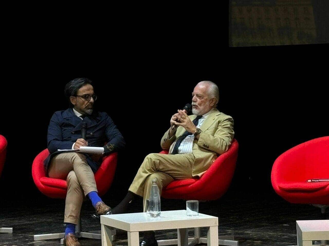 De Laurentiis senza filtri | La confessione che spiazza tutti: "Ecco perché ho conquistato il mondo del calcio" De Laurentiis senza filtri | La confessione che spiazza tutti: "Ecco perché ho conquistato il mondo del calcio"