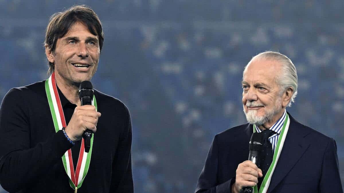 Inzaghi lascia l'Inter: De Laurentiis e Conte, il motivo del sorriso 