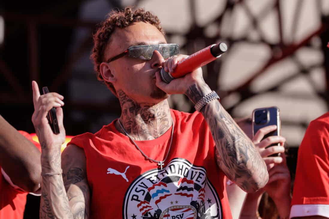 Noa Lang è Noano: la carriera da rapper Noa Lang è Noano: la carriera da rapper