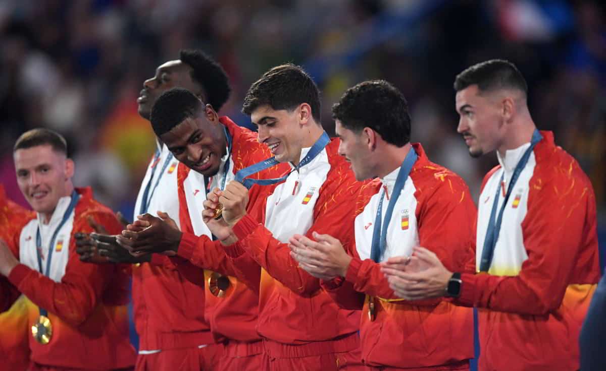 Chi è Juanlu Sanchez Juanlu Sánchez medaglia d'oro v Under 21 alle Olimpiadi di Parigi 2024