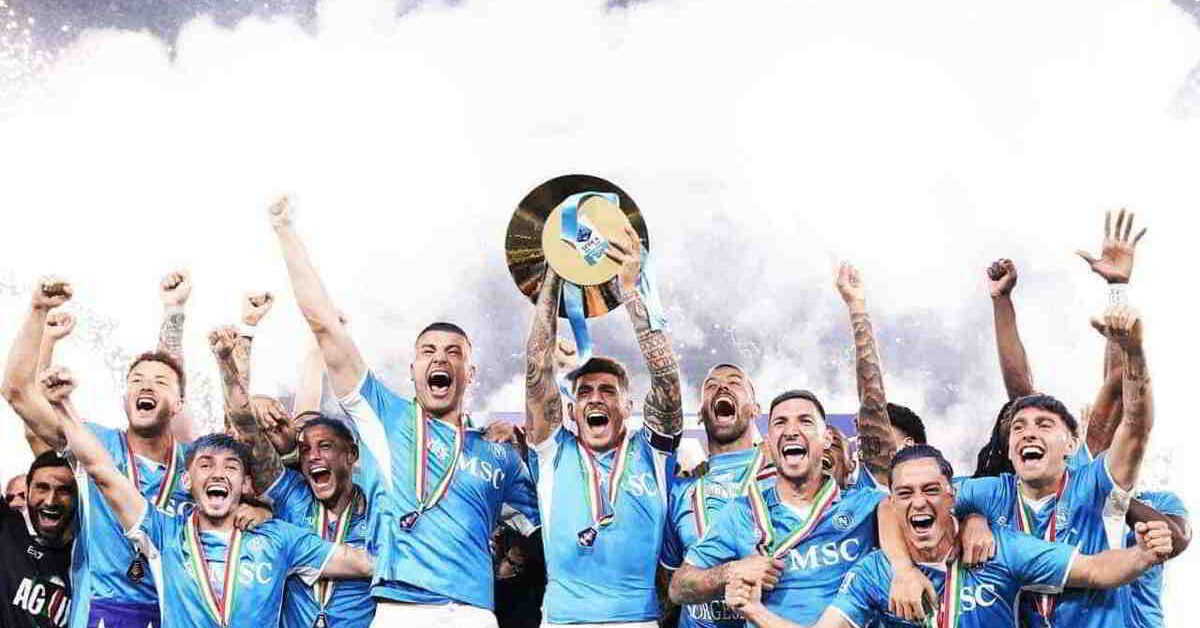 social network Napoli scudetto