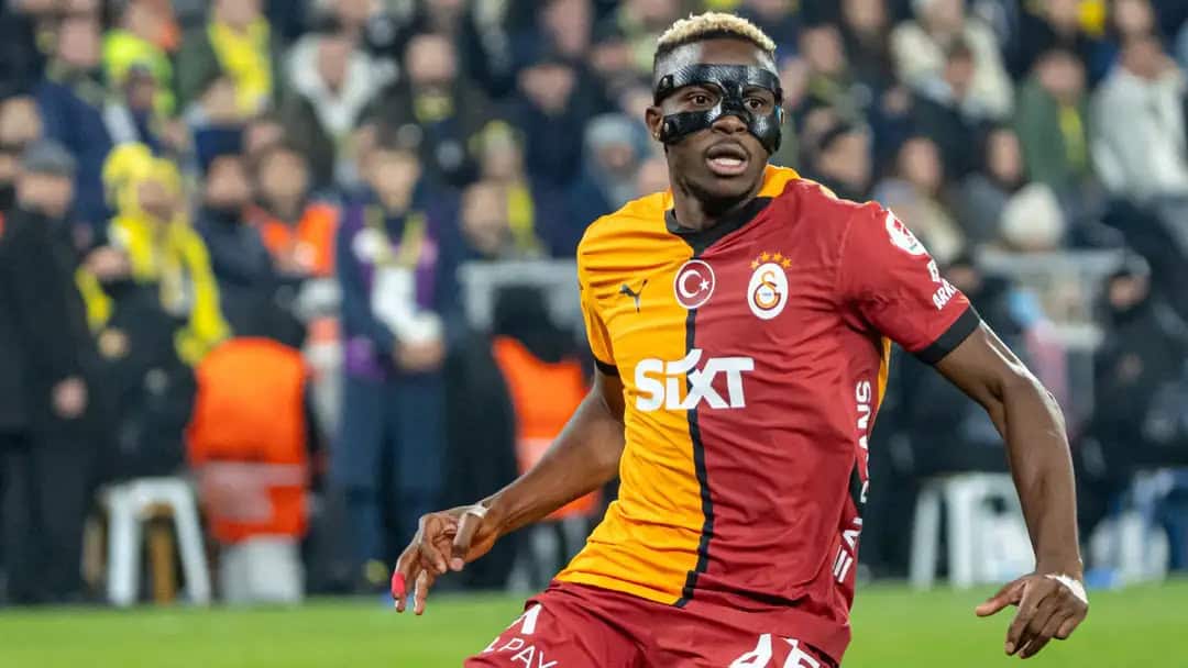Osimhen-Galatasaray il Napoli blocca tutto | "Non ci sono garanzie". Cosa succede ora