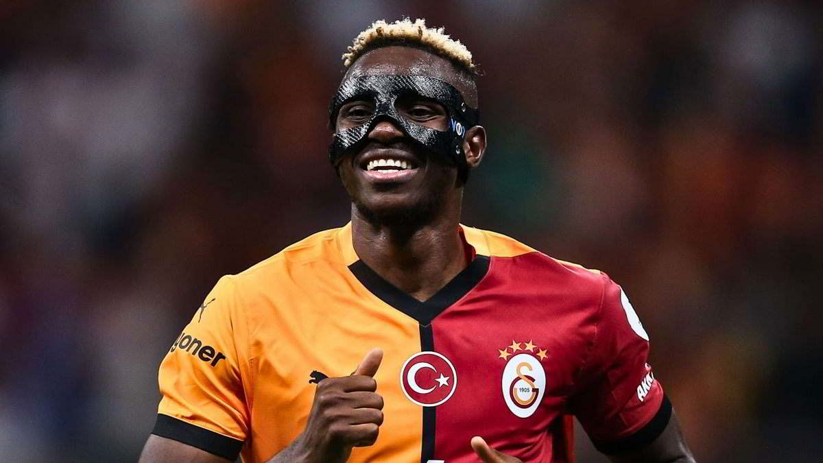 Osimhen al Galatasaray, via libera con riserva | De Laurentiis chiede due modifiche Osimhen al Galatasaray, via libera con riserva | De Laurentiis chiede due modifiche