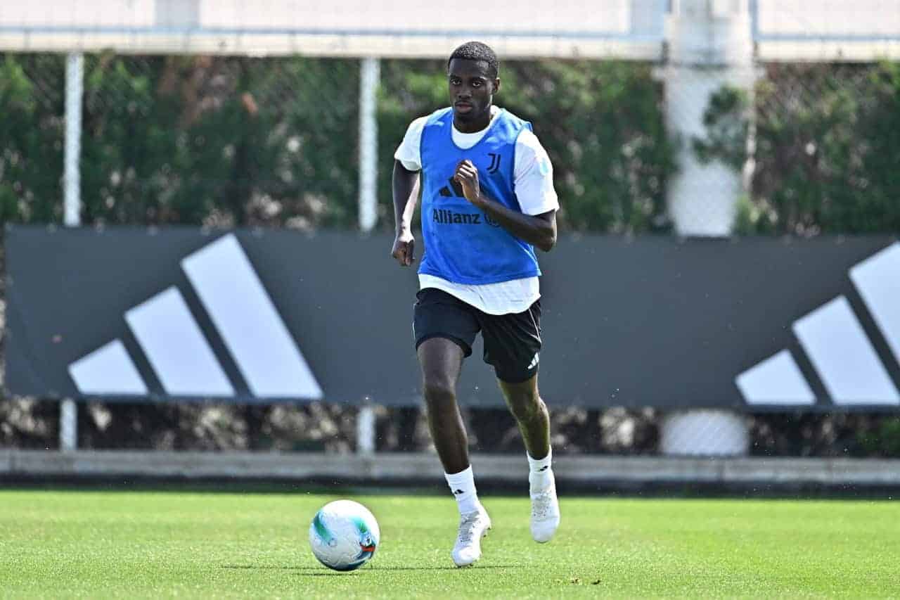 Juve nel caos: l'agente di Weah svela tutto | "Uno di loro agisce per vendetta" Juve nel caos: l'agente di Weah svela tutto | "Uno di loro agisce per vendetta"