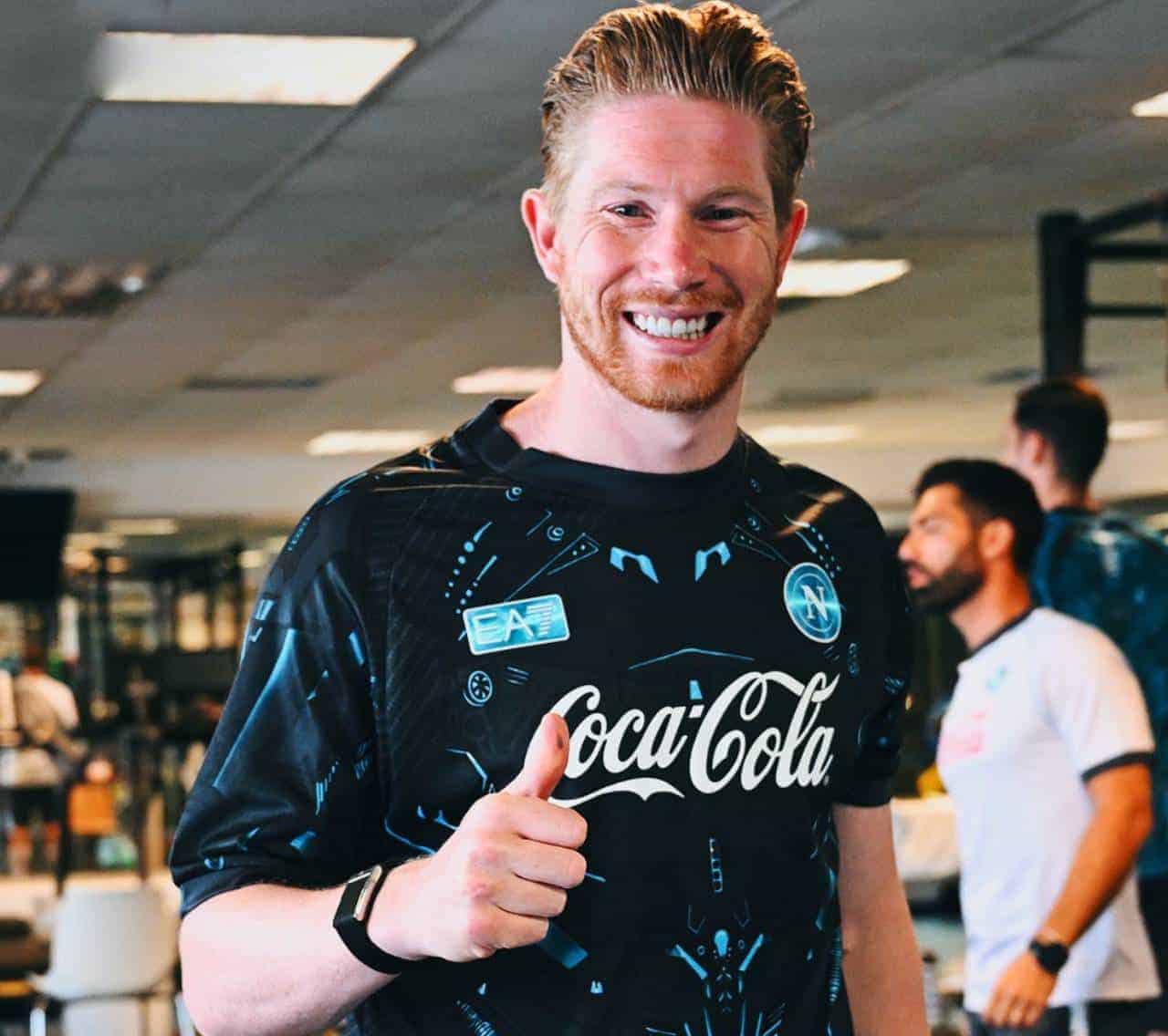 De Bruyne, primo giorno a Castel Volturno: trapela un indizio sul numero di maglia De Bruyne, primo giorno a Castel Volturno: trapela un indizio sul numero di maglia