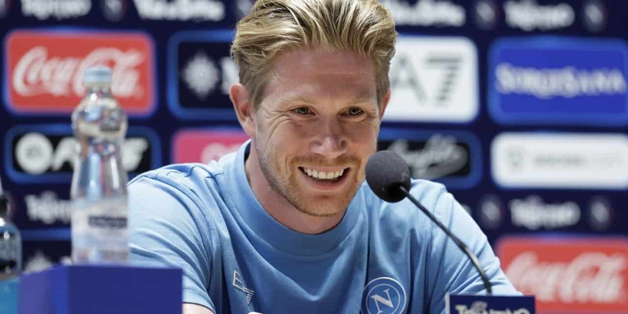 De Bruyne Napoli, prime parole da brividi: «Ecco perché ho detto sì alle 2:31 di notte» De Bruyne Napoli, prime parole da brividi: «Ecco perché ho detto sì alle 2:31 di notte»