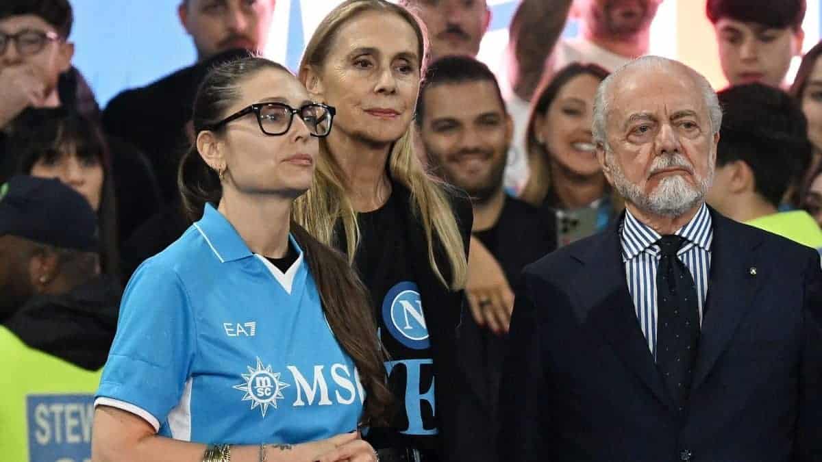 Maglia Napoli 2025/26, errore “Autenthic” diventa virale| Ecco perchè non sarà corretto
