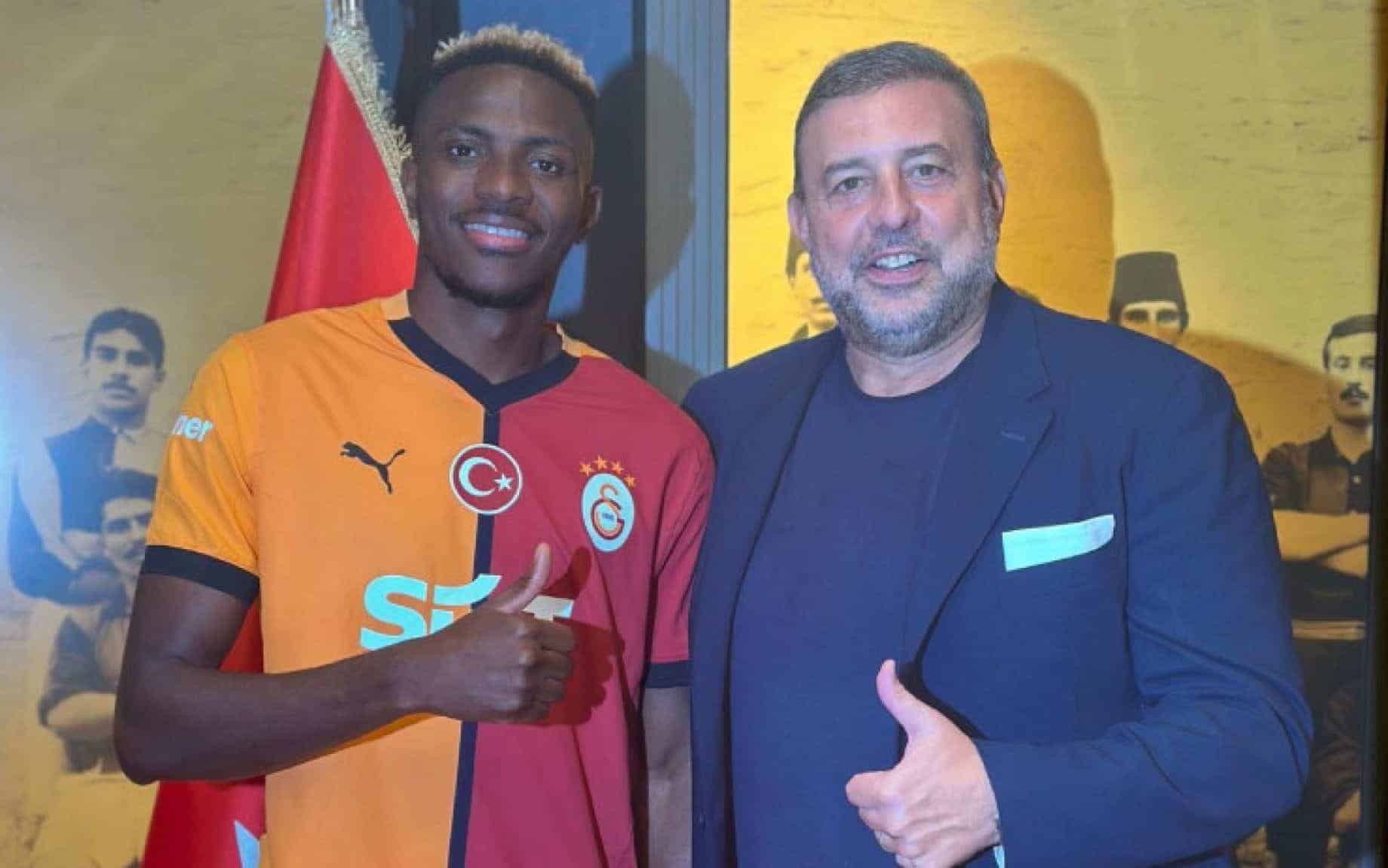 Galatasaray l'allenatore provoca il Napoli: "È il primo desiderio dei tifosi" | La vendetta di Osimhen