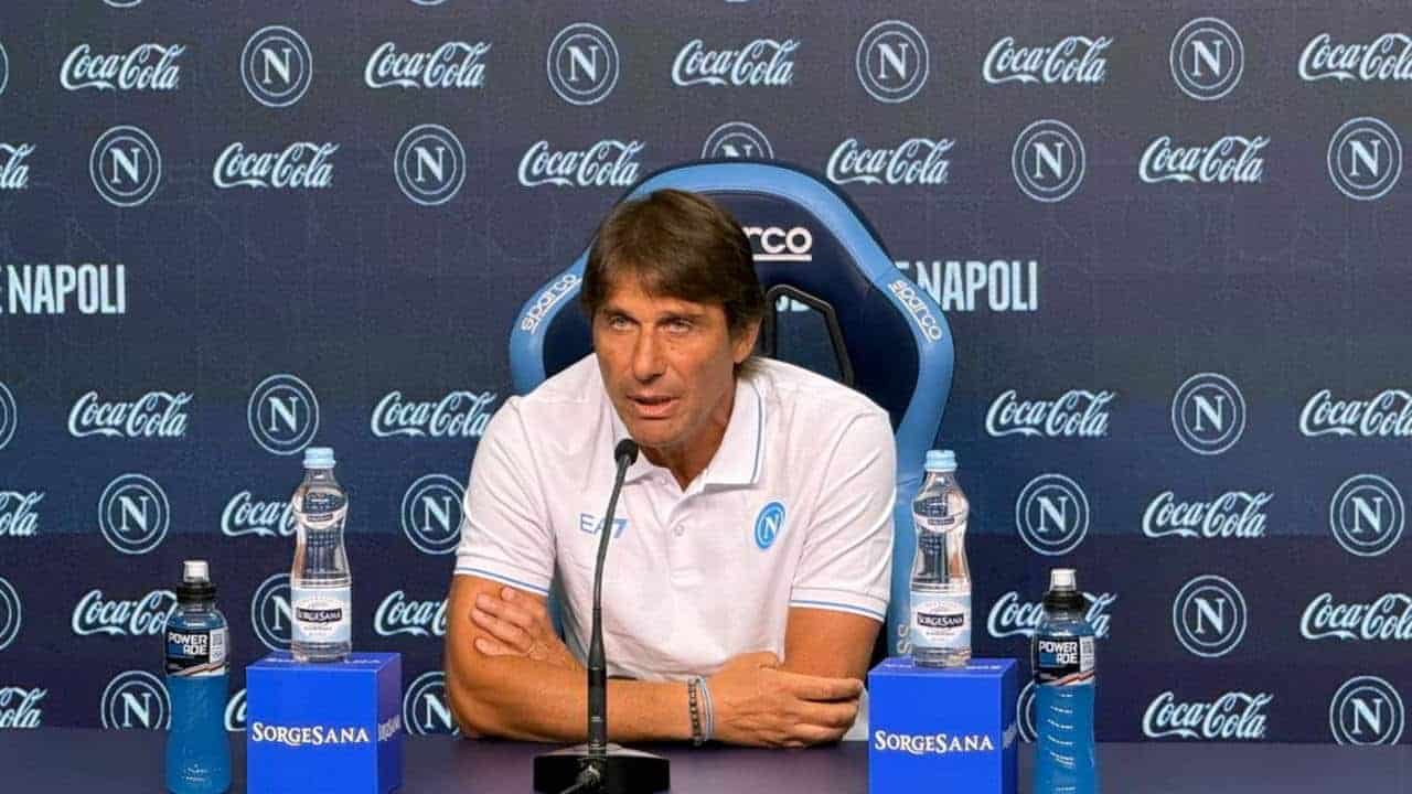 Napoli-Cagliari, Conte in conferenza: «Serve cattiveria per vincere» Napoli-Cagliari, Conte in conferenza: «Serve cattiveria per vincere»