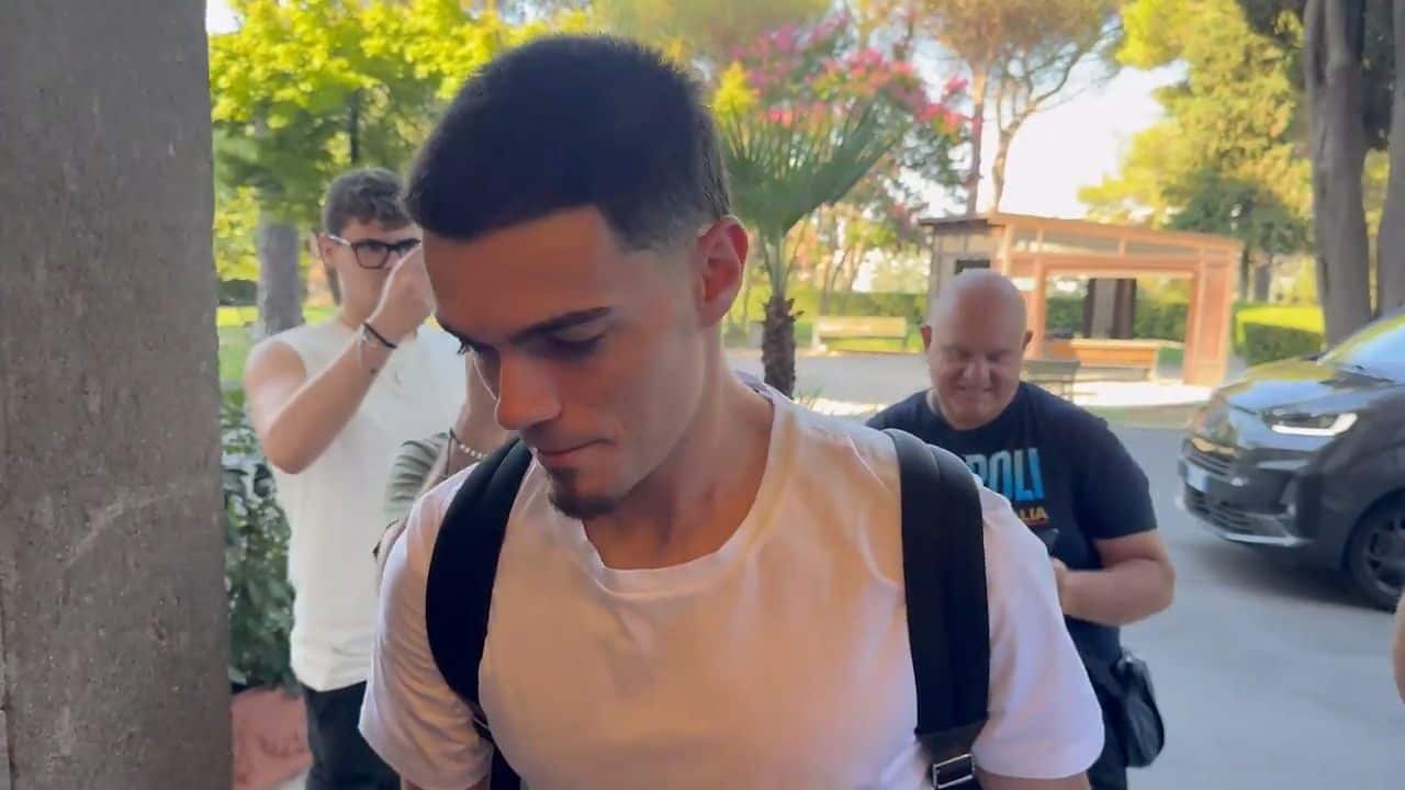 Gutierrez è del Napoli: il difensore in Italia per le visite mediche Gutierrez è del Napoli: il difensore in Italia per le visite mediche