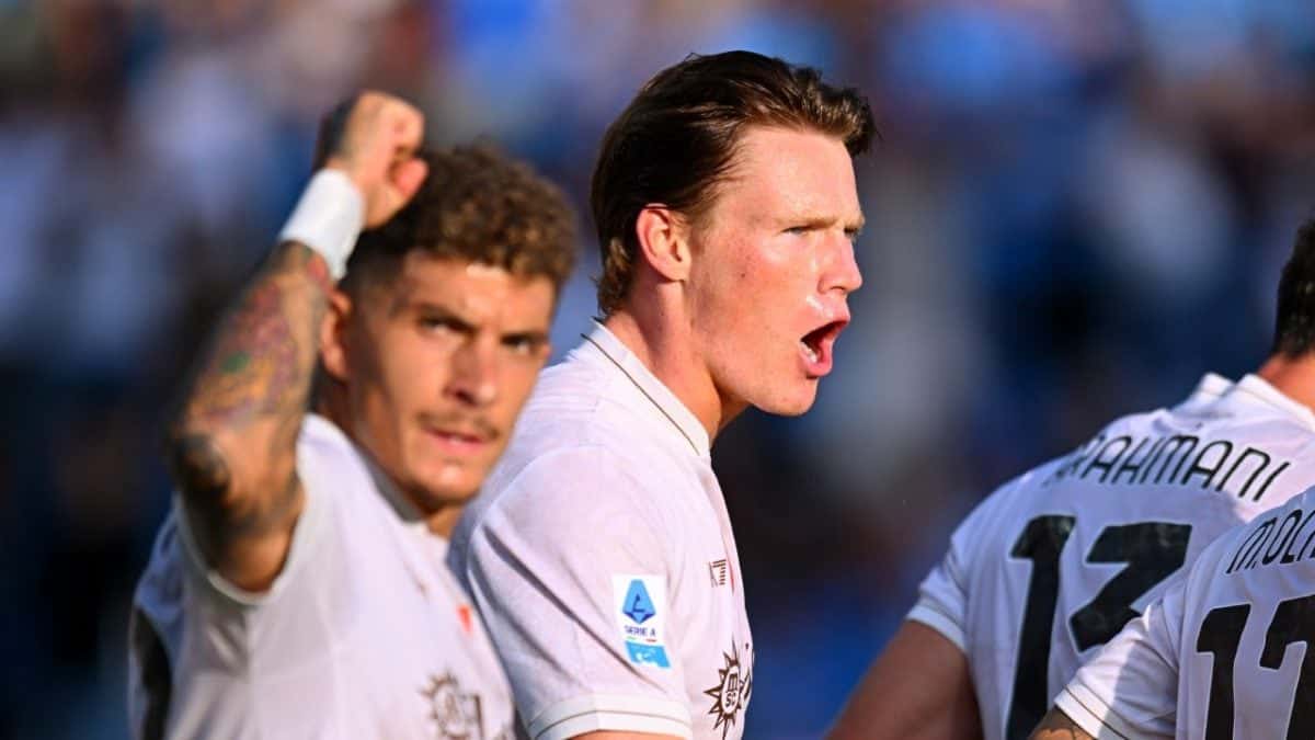Il Napoli riparte da campione: McTominay De Bruyne, che show col Sassuolo | La mossa a sorpresa di Conte Il Napoli riparte da campione: McTominay De Bruyne, che show col Sassuolo | La mossa a sorpresa di Conte