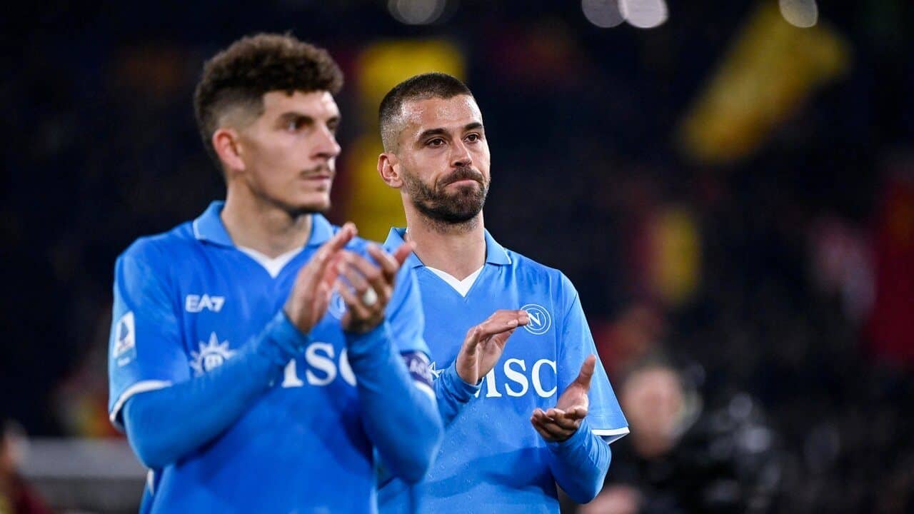 Giovanni Di Lorenzo, capitano del Napoli, protagonista della partita tra Napoli e Pisa Giovanni Di Lorenzo, capitano del Napoli, protagonista della partita tra Napoli e Pisa