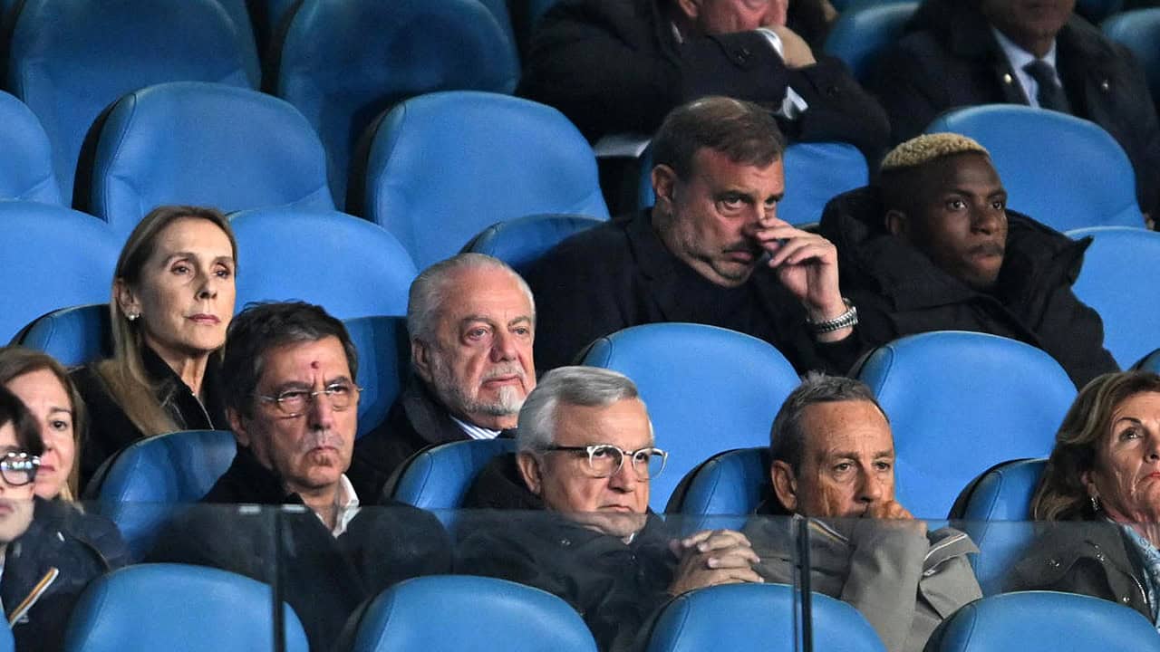Plusvalenze Napoli, nessun processo sportivo, il caso è diverso dalla Juventus Plusvalenze Napoli, nessun processo sportivo, il caso è diverso dalla Juventus