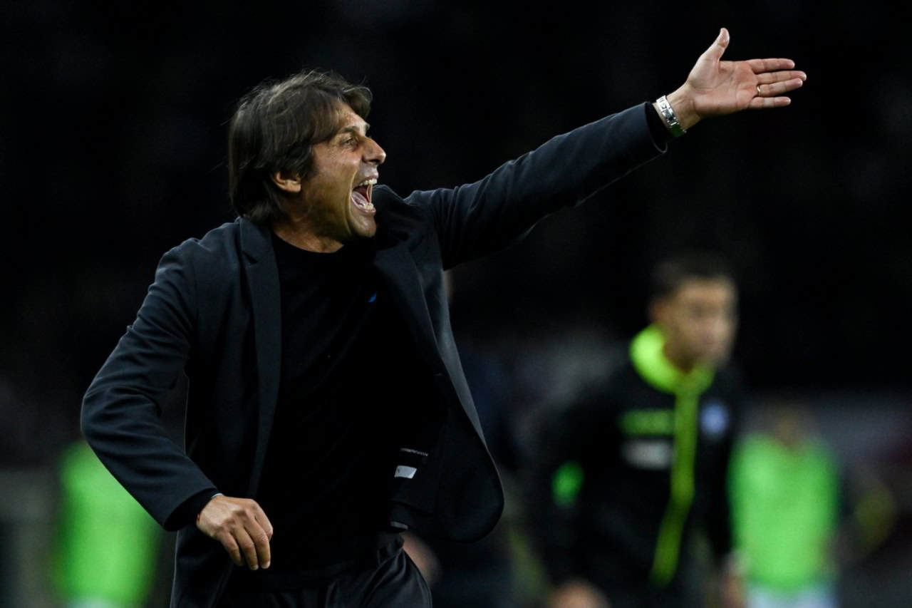 Torino-Napoli, Conte furioso: "Primo tempo da 'bellini', ci siamo limitati all'estetica" Torino-Napoli, Conte furioso: "Primo tempo da 'bellini', ci siamo limitati all'estetica"