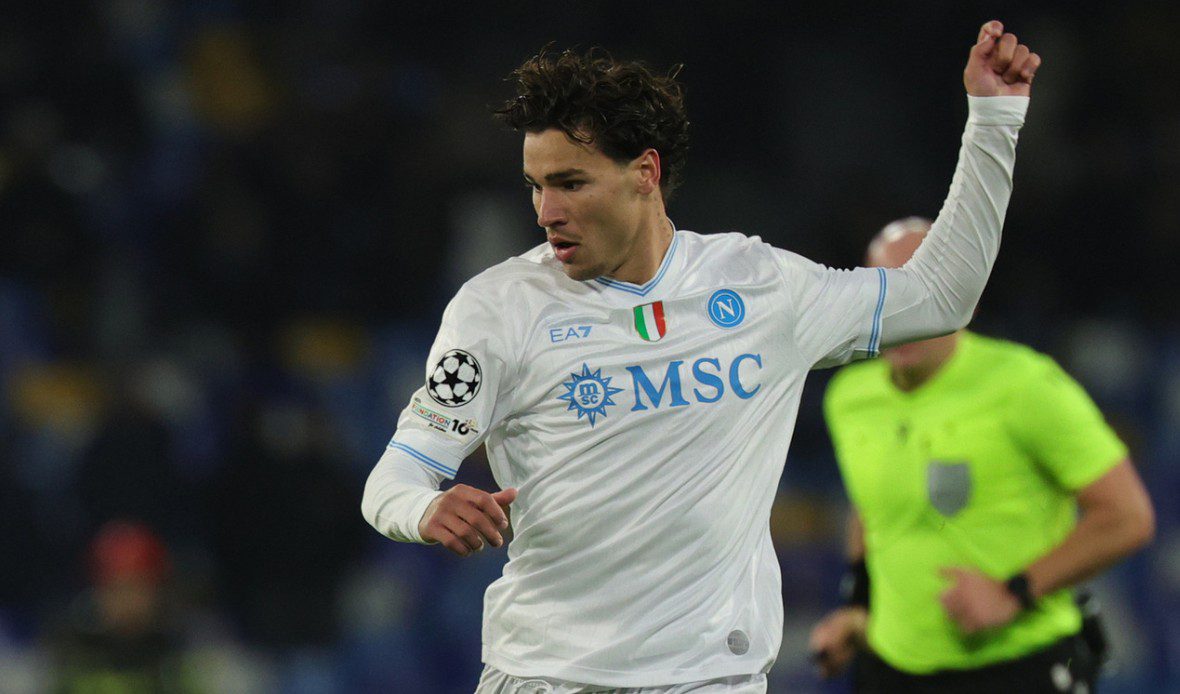 Antonio Vergara esordio Champions League Napoli Qarabag -->
