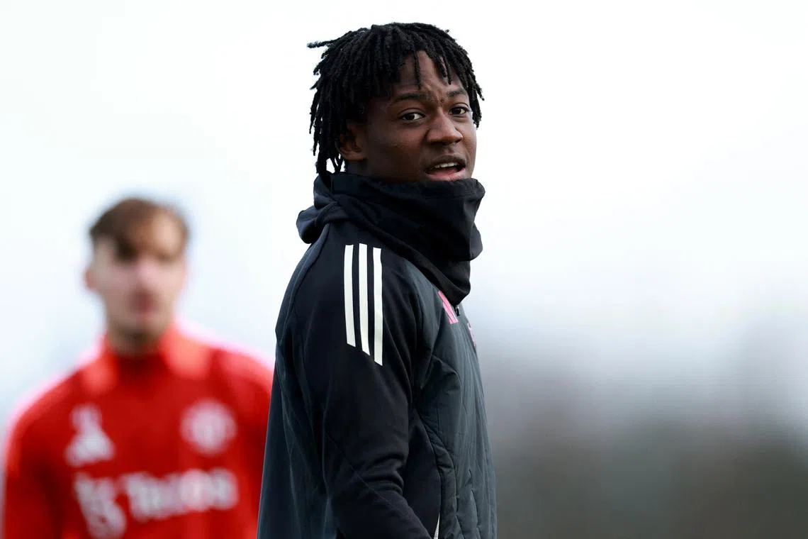 Chi è Kobbie Mainoo: il piano del Napoli per portarlo via allo United Chi è Kobbie Mainoo: il piano del Napoli per portarlo via allo United