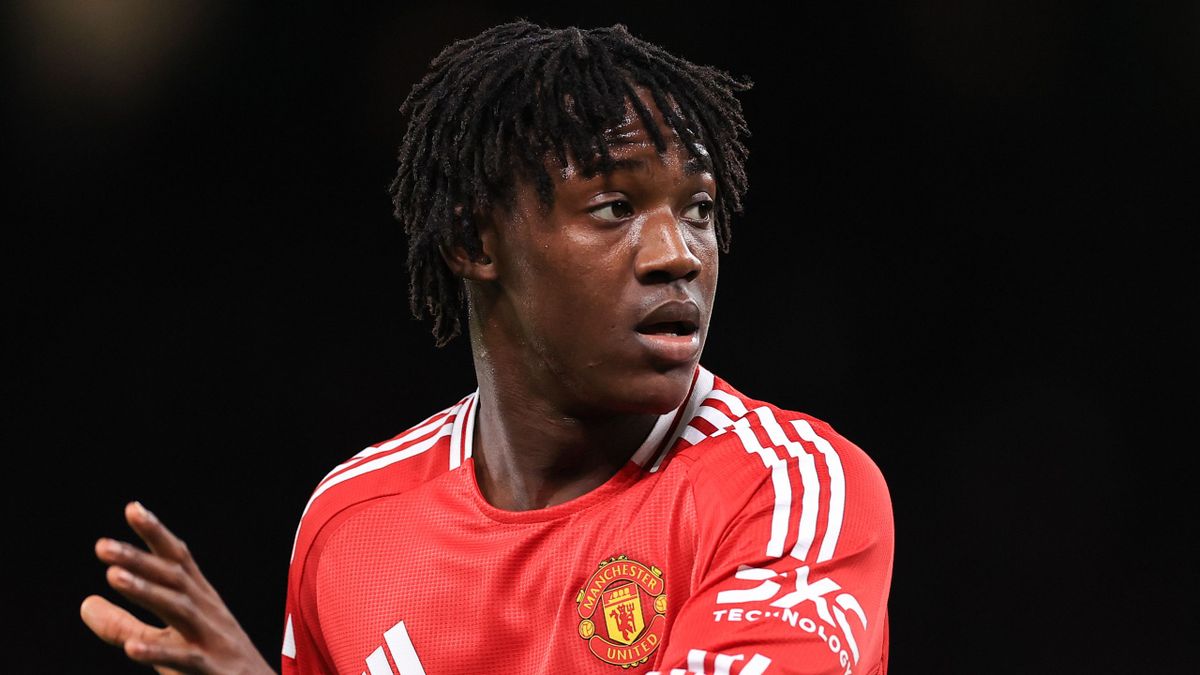 Mainoo nel mirino del Napoli per gennaio. Il gioiello dello United è il tuttocampista che serve a Conte Mainoo nel mirino del Napoli per gennaio. Il gioiello dello United è il tuttocampista che serve a Conte