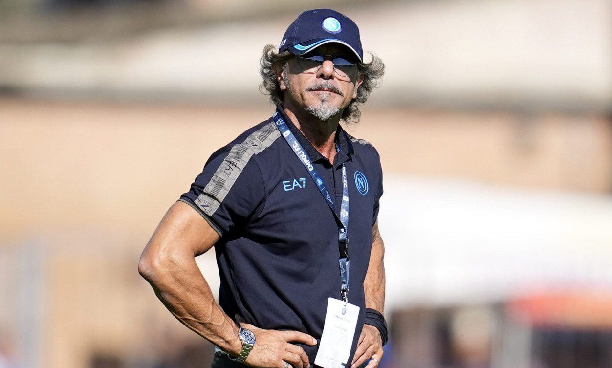 Infortuni Napoli, parla l’ex di Conte e svela tutto: “Non è colpa degli allenamenti, la vera causa è un’altra” Infortuni Napoli, parla l’ex di Conte e svela tutto: “Non è colpa degli allenamenti, la vera causa è un’altra”