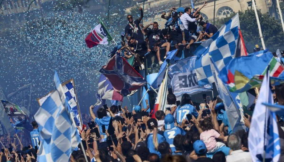 Bilancio Napoli sostenibile ricavi diritti TV De Laurentiis